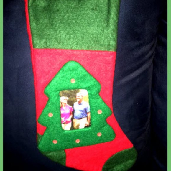 CUTE CHRISTMAS STOCKING WITH PHOTO HOLDER TO DISPLAY YOUR LOVED ONES. NEW - Picture 2 of 2